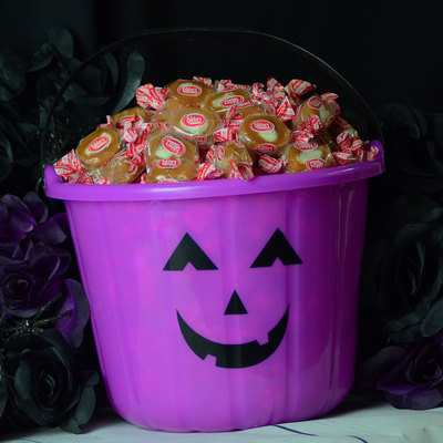 Halloween Candy Caramel Creams