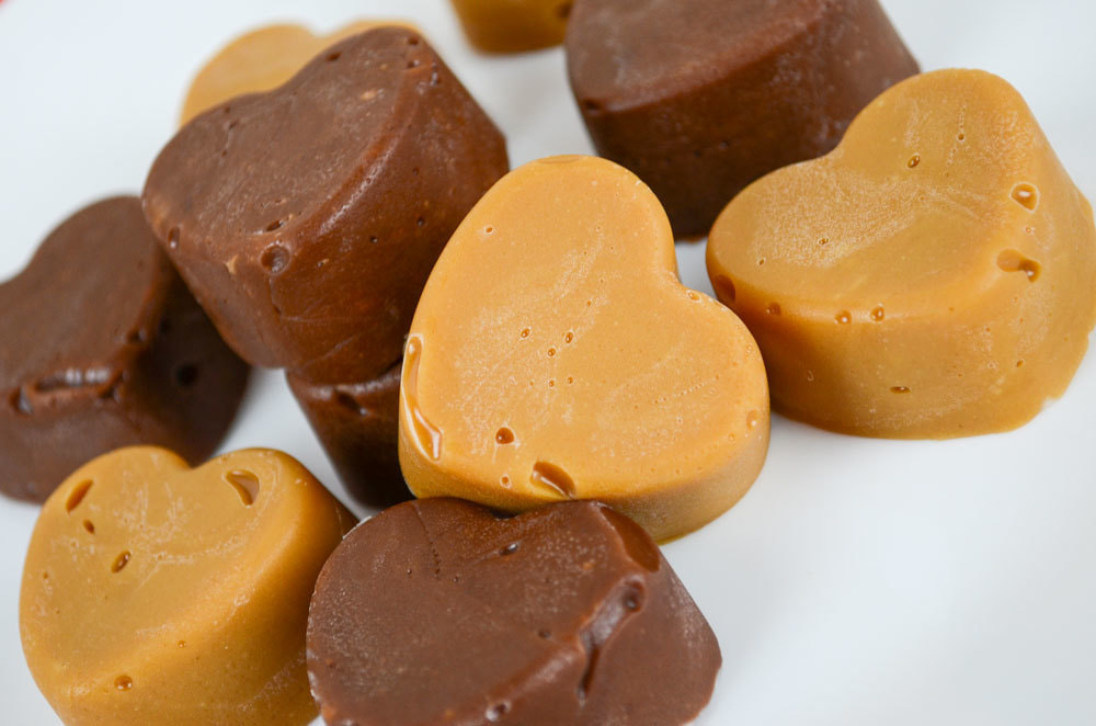salted-caramel-chocolate-hearts-03
